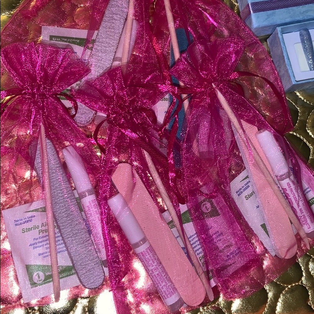 Pink Nudes press ons - Picture 5 of 5